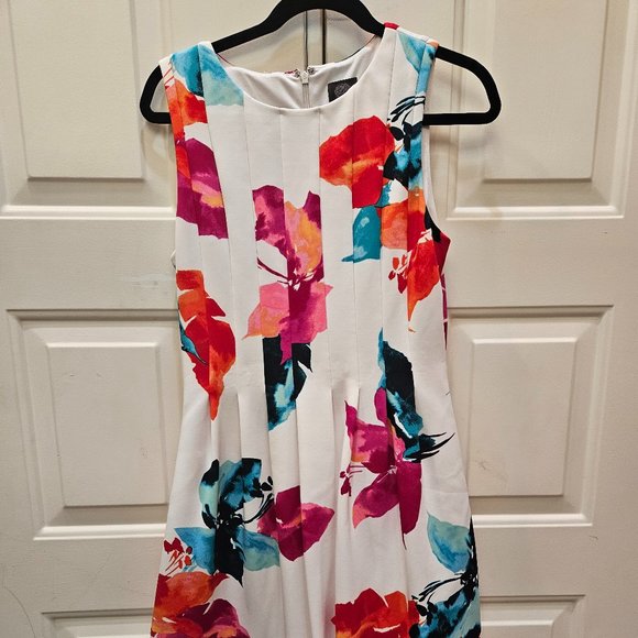 Vince Camuto Summer Dress, Size 10 - Picture 2 of 10
